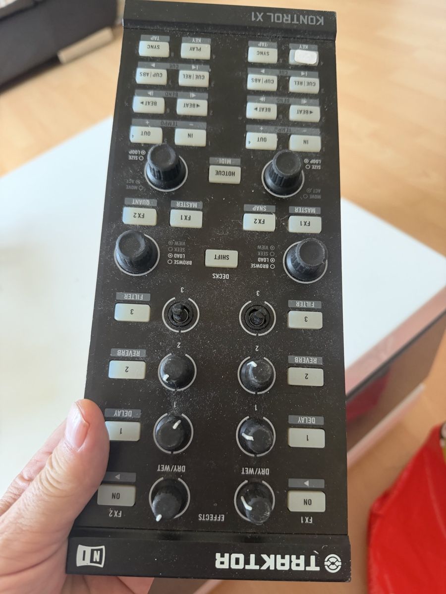 Strumenti musicali: Traktor Kontrol X1 – Usato da Baden venduto da noli.r 4