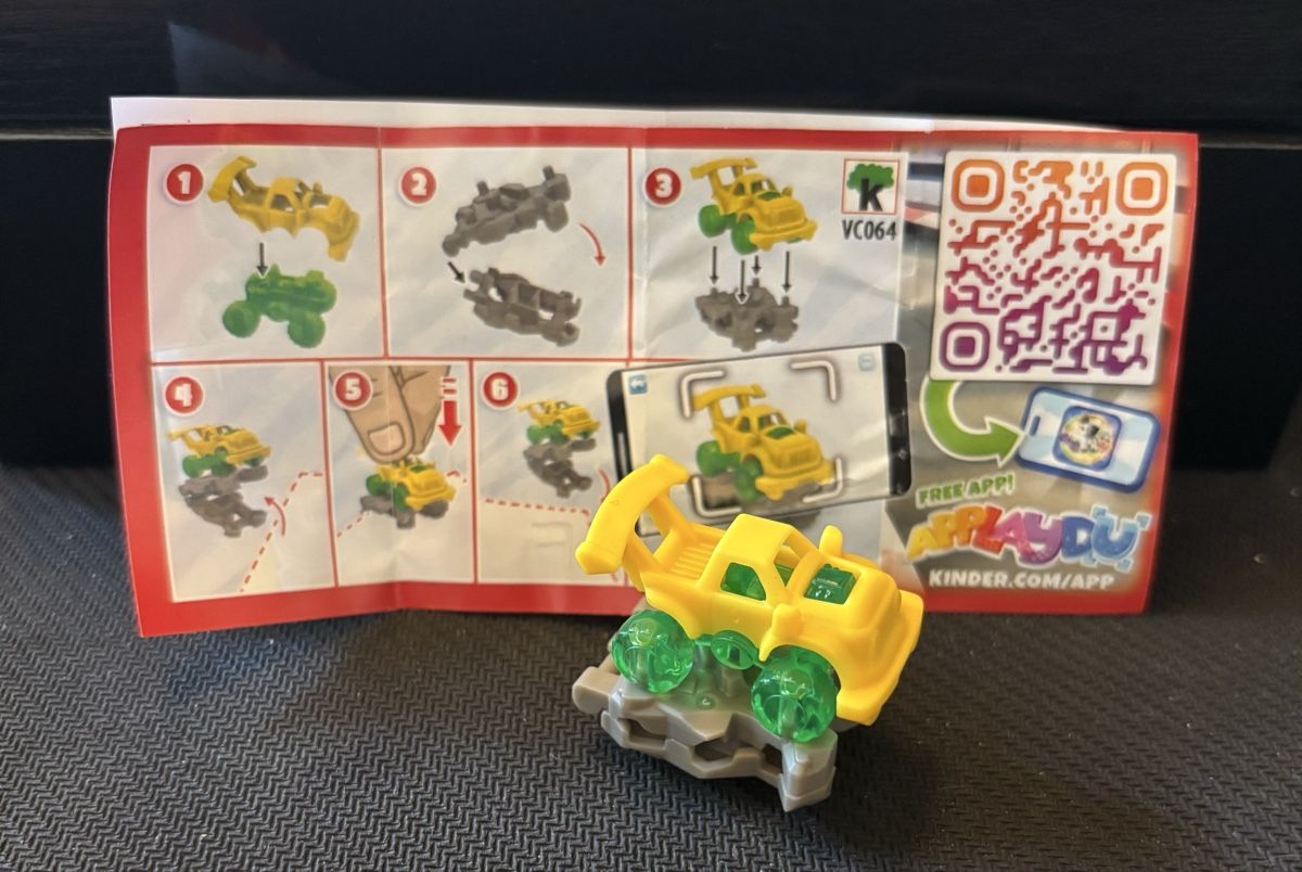 Giocattoli: Kinder Surprise Auto Stanzer mit Anleitung Neu. – Nuovo e nell'imballaggio originale da Köniz venduto da Vamp-Wer