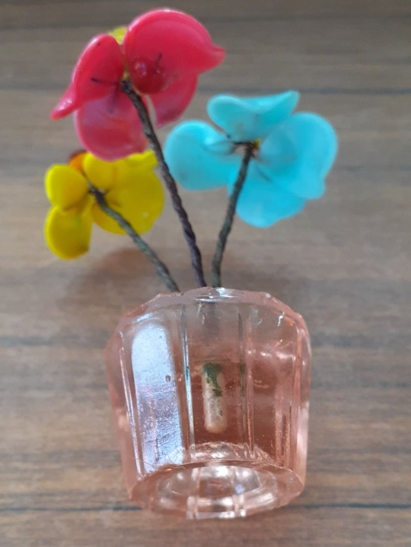 Statuette: Glasblumen Strauss antik – Usato da Mörschwil venduto da antiksalon 6