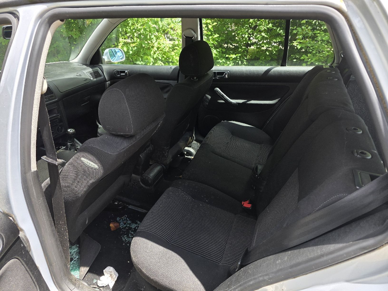 VW Autos: VW Golf 4  – Defekt aus Rüti ZH von Isa8630 5