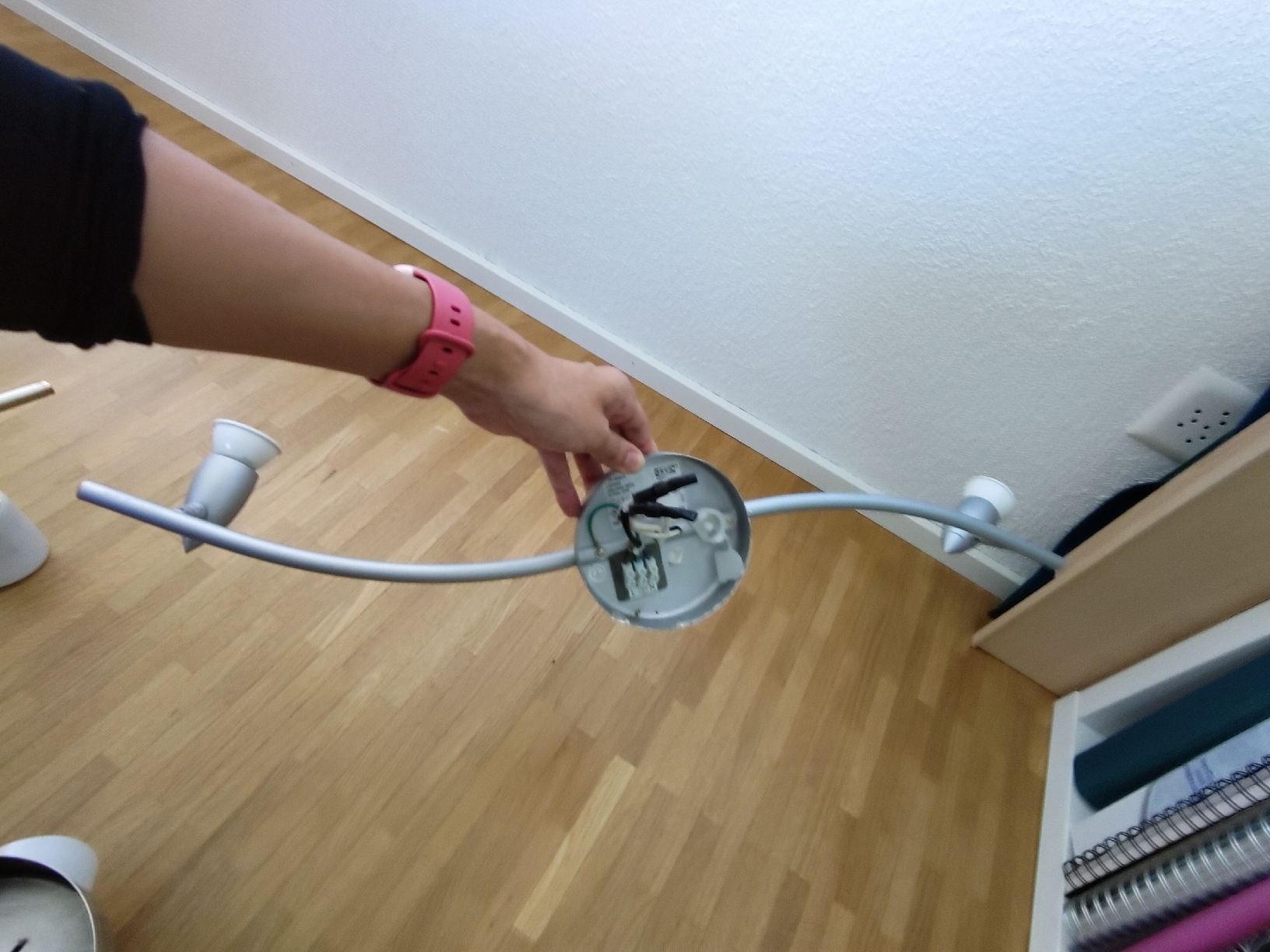 Ikea Kronleuchter & Deckenlampen: IKEA TIDIG Deckenleuchte mit 3 Spots – Gebraucht aus Zürich von njerryrocky 1