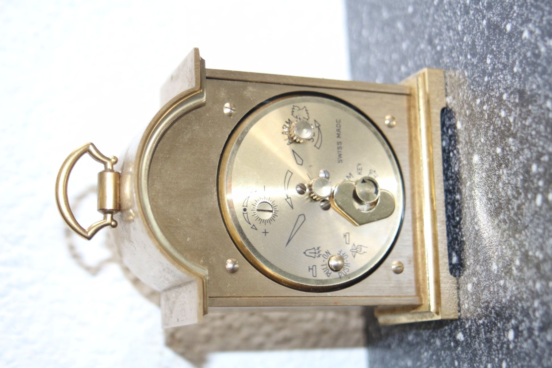 Swiza Orologi da terra & Orologi da parete: Reiseuhr Messing mit Wecker Läuft – Usato da Benglen venduto da polli77 1