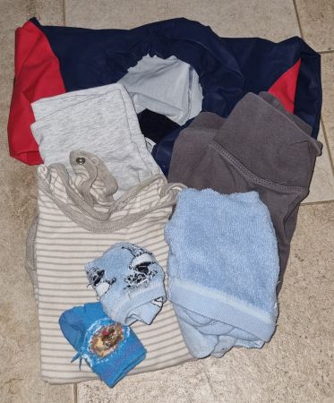 Kleiderpaket gr.86/92