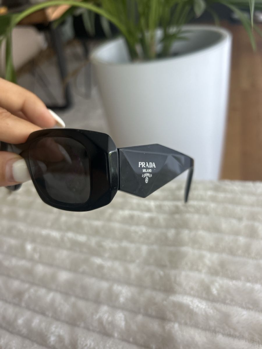 Prada Occhiali & Lenti: Prada Sonnenbrille – Nuovo (secondo la descrizione) da Suhr venduto da Alimary 1