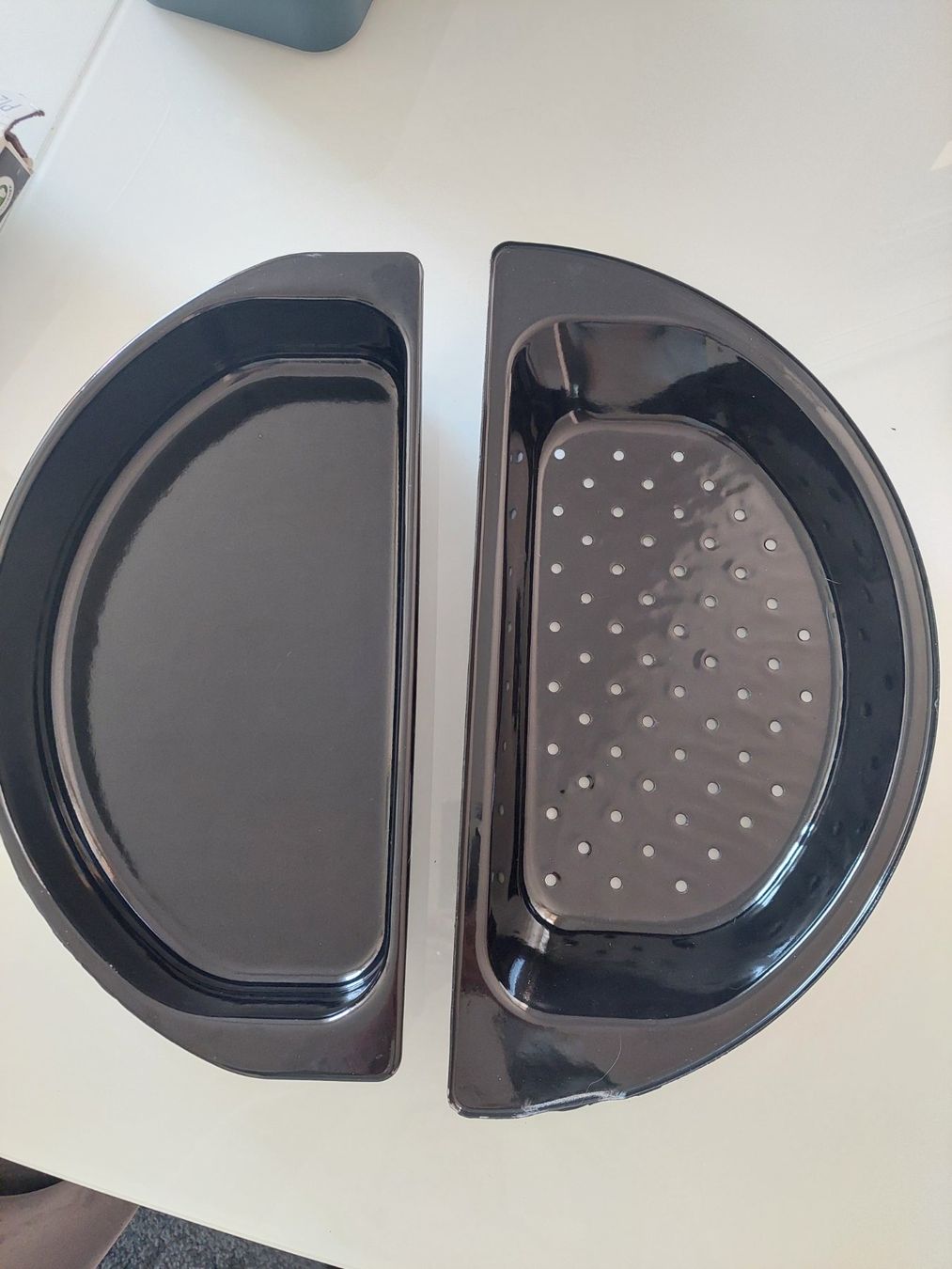 Outdoorchef Teglie da forno: OUTDOORCHEF HALBMOND KOCHSET 2 TEILIG – Nuovo (secondo la descrizione) da Münchenstein venduto da Strupfi 1