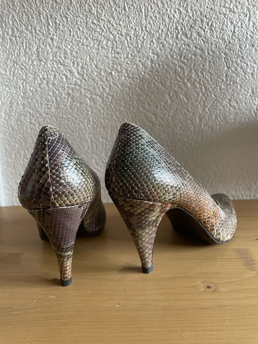 Scarpe da donna: Escarpins Dover taille 38, motif serpent ! – Usato da Martigny venduto da Lea_lucci 2