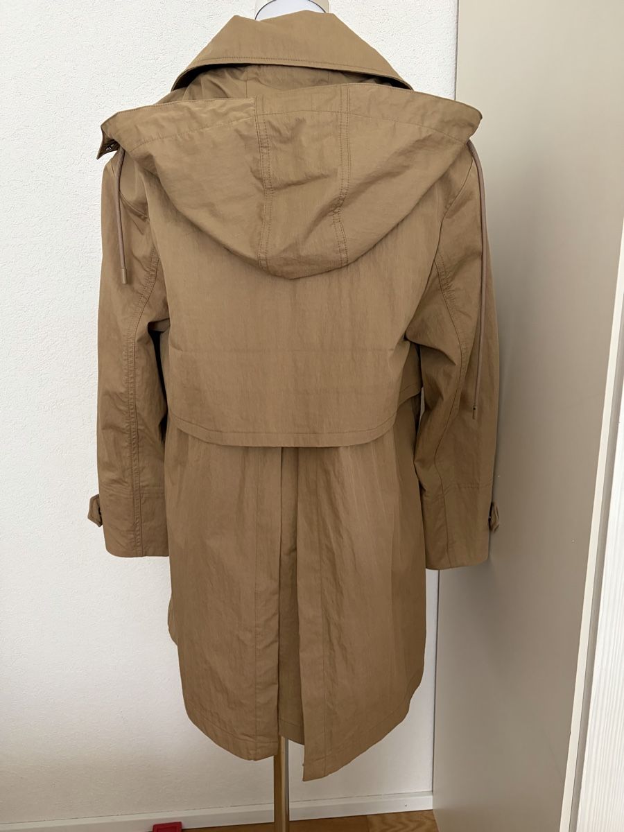 Massimo Dutti Manteaux: Massimo Dutti rain coat – D'occasion à Münchenstein par ArleneLM 2