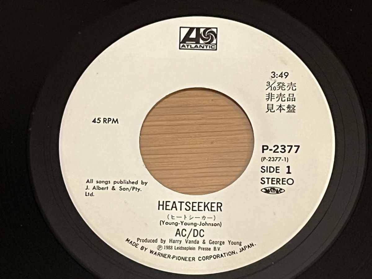 Dischi in vinile: AC/DC Heatseeker Single Japan Promo – Usato da Basel venduto da Vinyloase 3
