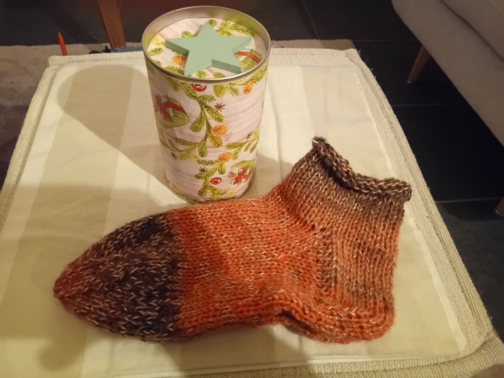 Calze: Warme, handgestrickte Socken, Grösse 35-36 in Dose – Nuovo (secondo la descrizione) da Burgdorf venduto da carodesign1