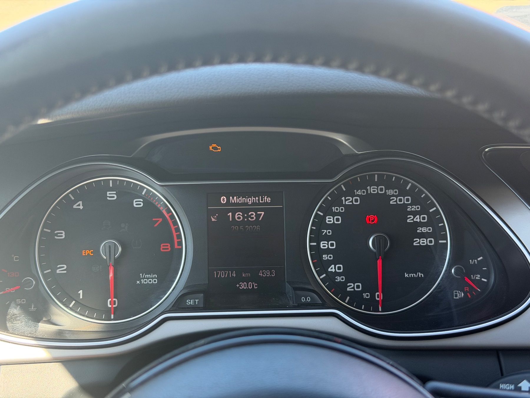 Audi Autos: Audi A4 1.8 TFSI QUATTRO – D'occasion à Widnau par joh_6spk 6