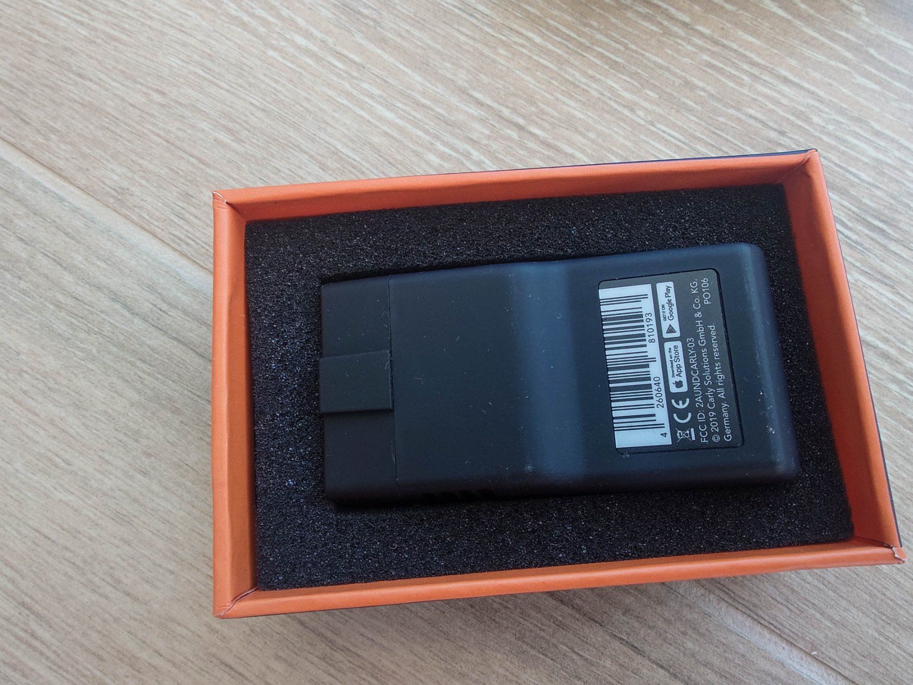 Tutti pezzi di ricambio auto: Carly OBD2 car Bluetooth adapter – Usato da Epalinges venduto da bracelet123 4