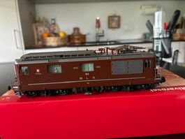 Rivarossi BLS Re 4/4 163 Lokomotive gebraucht Metallgehäuse