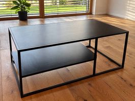 Schwarzer Couchtisch mit Ablage  90 × 60 × 45 cm