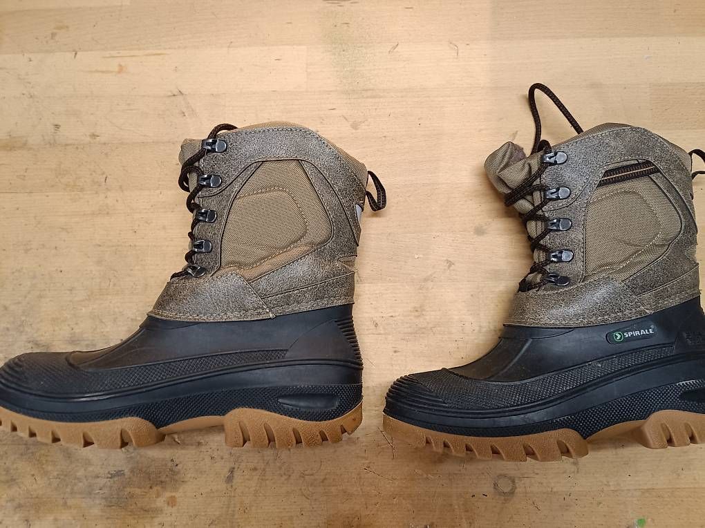 Schuhe für Jungen: Winterschuhe Kinder 39 – Gebraucht aus Bertschikon Gossau von Dominaldo1 4