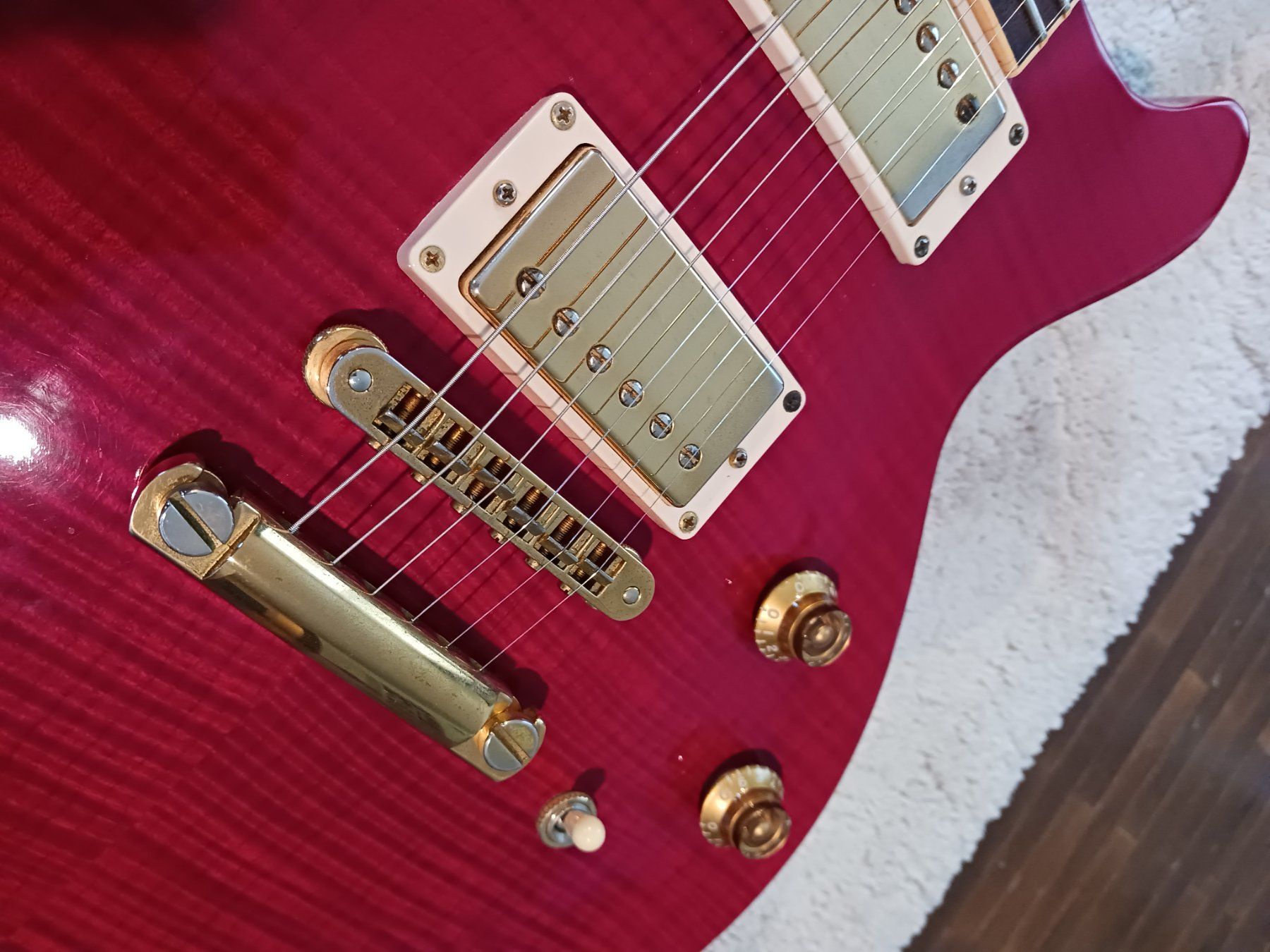 Gibson Instruments de musique: Gibson Les Paul Doublecut Standard 1998 – D'occasion à Winterthur par Troubadix3 4
