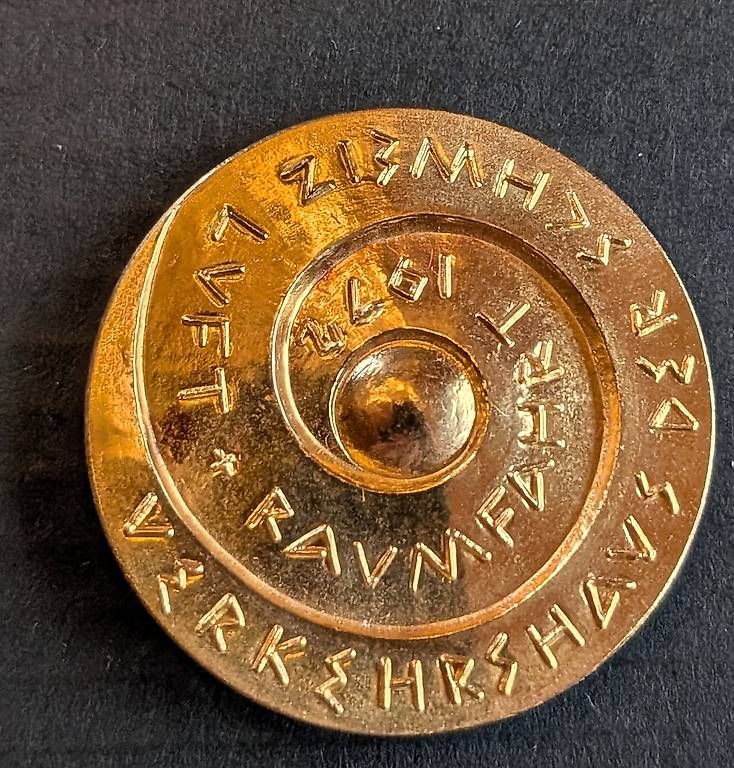 Alle Münzen: Hans Erni Goldmedaille "Ikarus" – Gebraucht aus Ennetmoos von Manugabriel