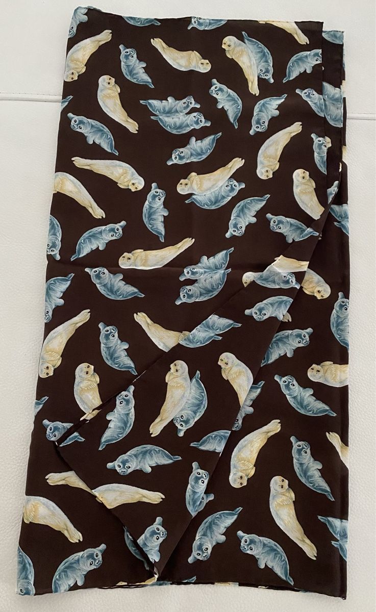 Fabric Frontline Foulards, Tücher & Schals: Fabric Frontline Seiden Schal 🌸 – Gebraucht aus Opfikon von Luis144 4