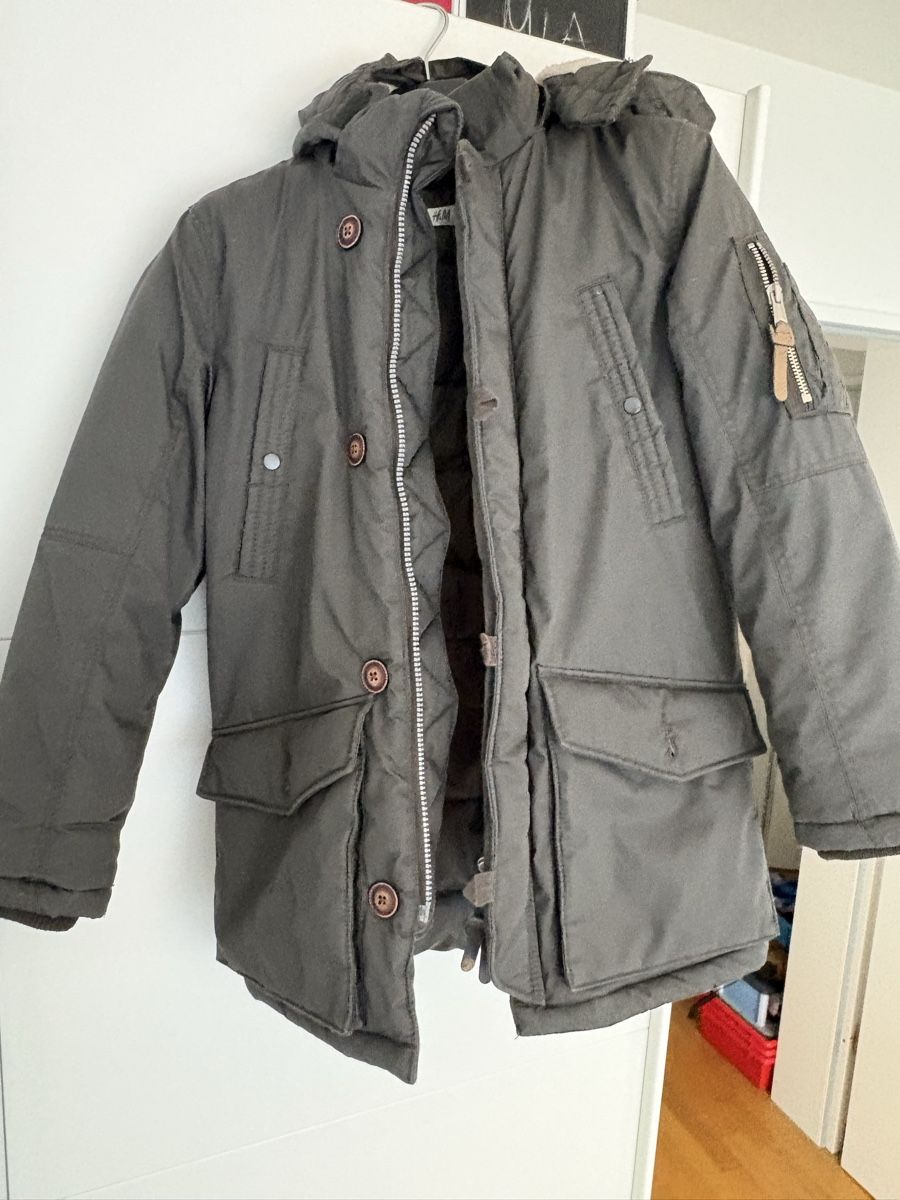 Vestes & Manteaux: Winterjacke Gr. 140 Junge – D'occasion à Winterthur par Baby117