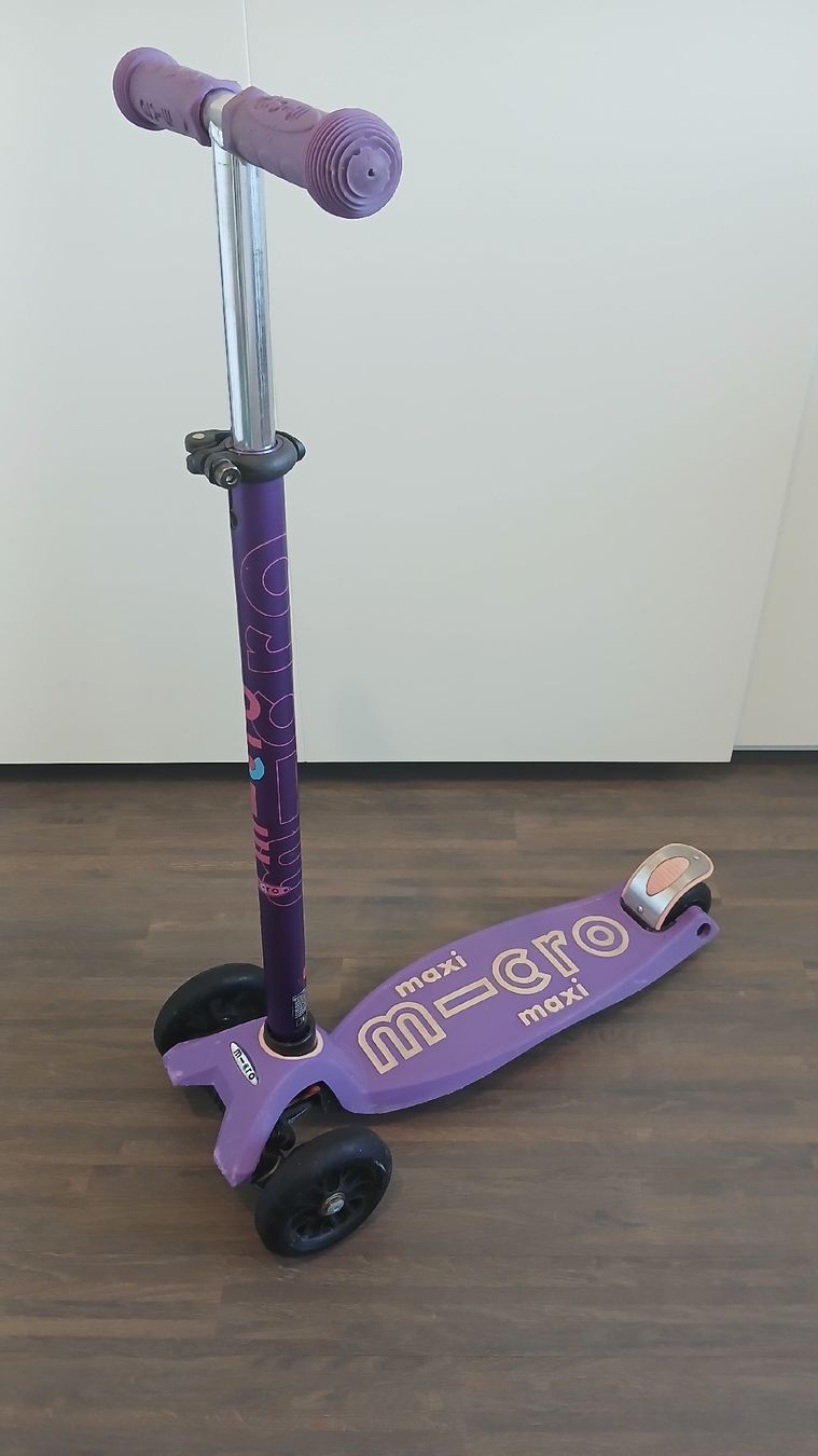 Micro Kickboard: Lila Micro Maxi Scooter Kickboard – Usato da Zug venduto da husimat