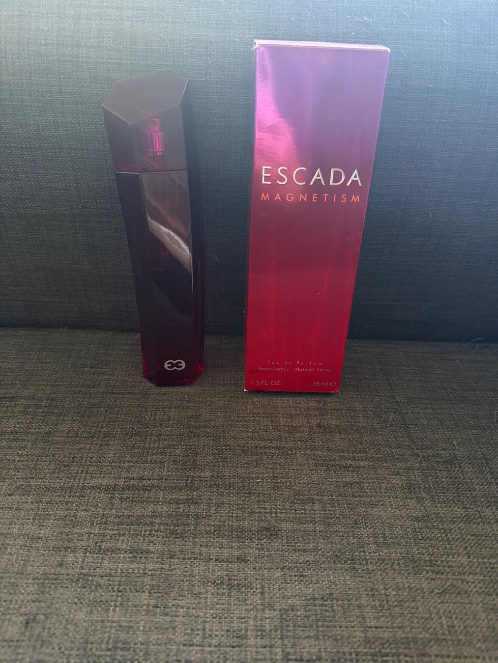 Escada Profumi & Eau de Toilette: Magnetism 5ml – Usato da Orbe venduto da Sylvie.Lep07