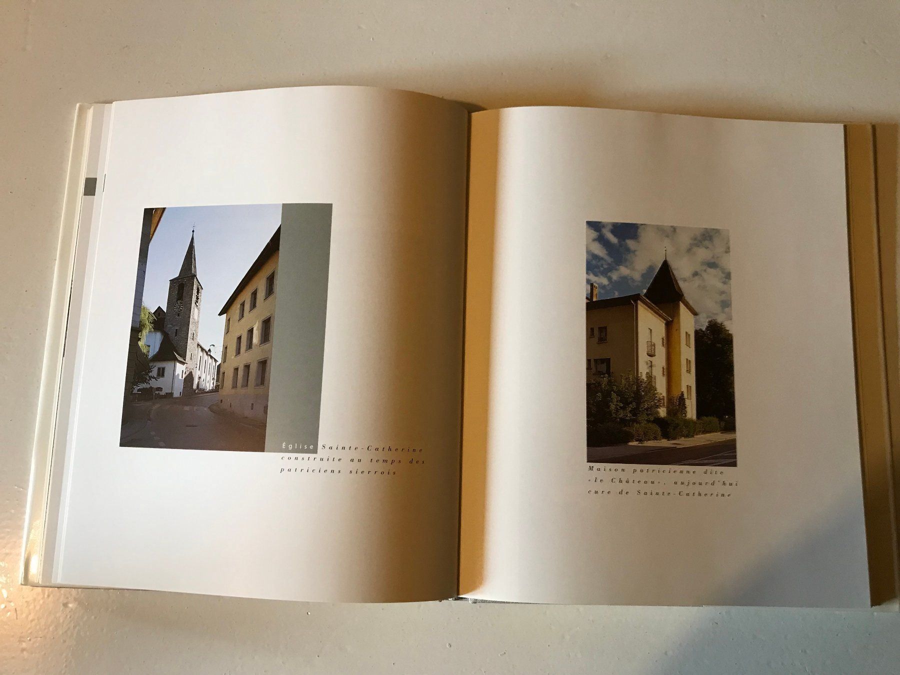 Libri: Livre sur Sierre "Temps et moments" – Usato da Ste-Croix venduto da mjmg 6
