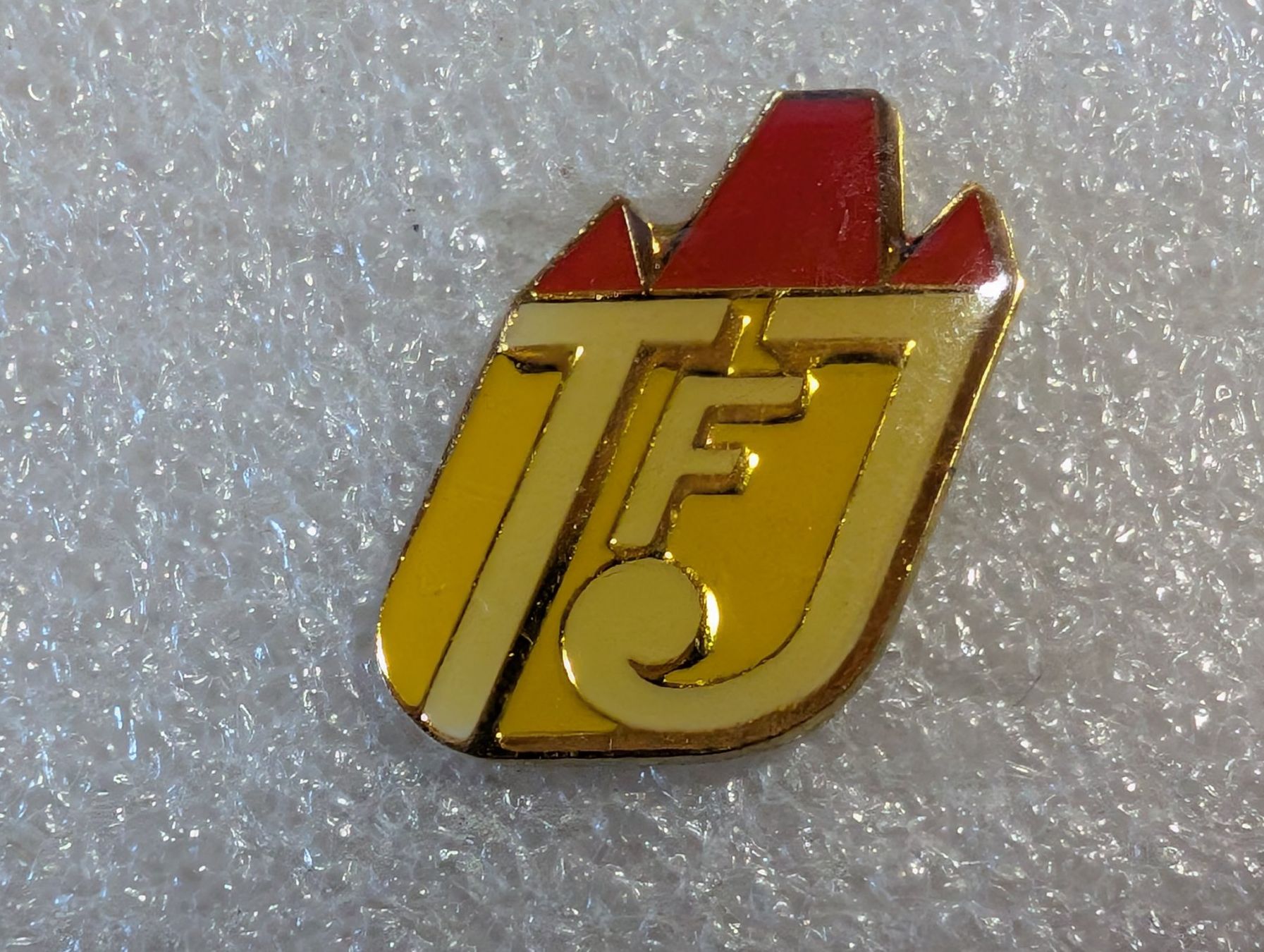Placchette & Badge: Ansteckpin 295: TFJ – Usato da Oppligen venduto da Pin-Fall-Shop