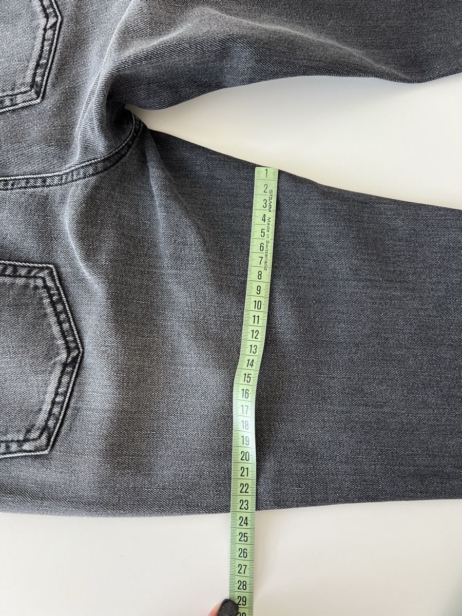 Saint Laurent Jeans: Saint Laurent Jeans Grey – Gebraucht aus Les Acacias von yul_bhw8 6