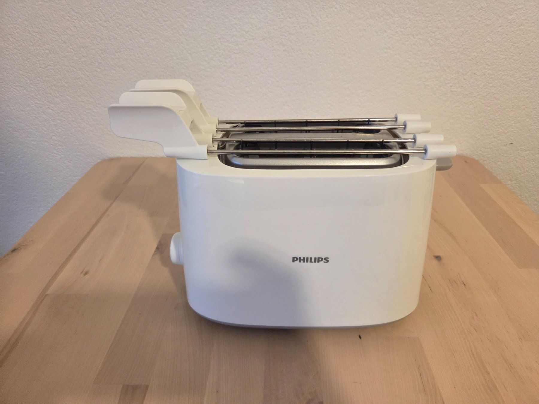Philips Elettrodomestici da cucina: Philips Toaster – White, Adjustable Browning – Usato da Zürich venduto da KeyboardStep 1