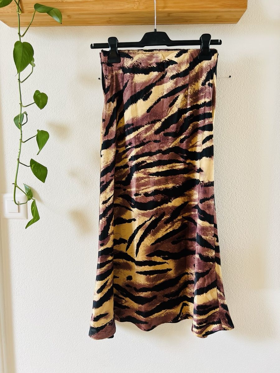 Pieces Gonne: Umstandsrock Tigerprint Seidenrock – Usato da Murten venduto da Rebelle_en_Style 1