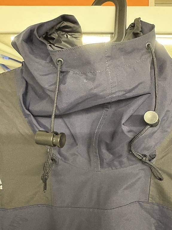 North Face Jacken: North Face Jacke Gr. M Anorak '86 Mountain – Gebraucht aus Schleinikon von kar_8ww7 6