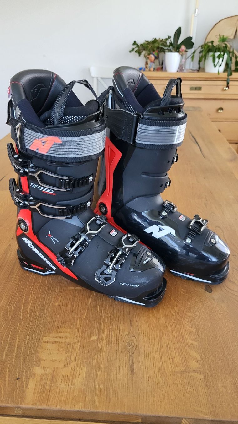 Nordica Scarpe da uomo: Skischuhe Herren – Usato da Kriens venduto da olikuettel