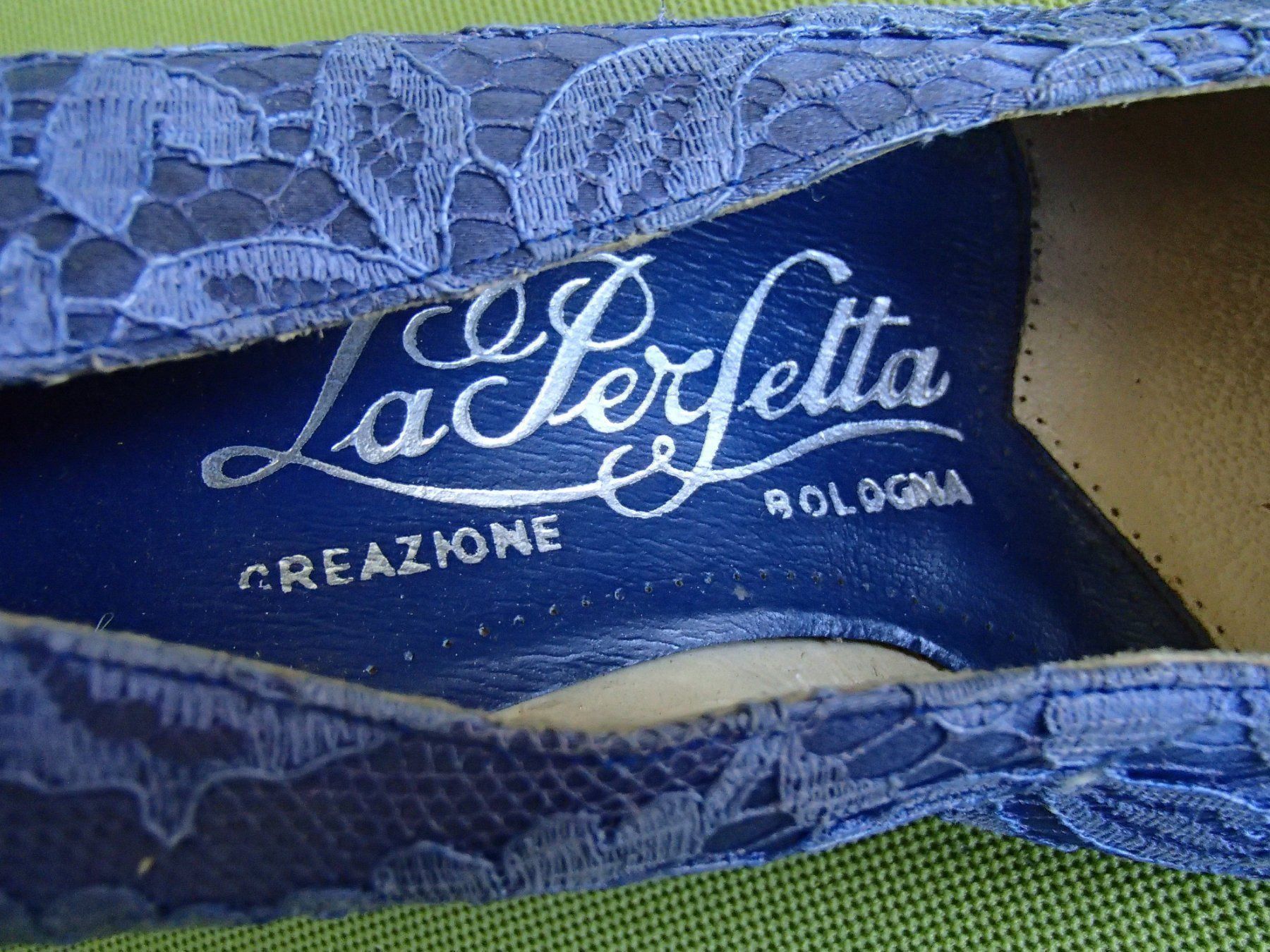 Damenschuhe: 50thies Schuhe aus hellblauer Spitze Bleistiftabsatz – Gebraucht aus Schöfflisdorf von pullux 1