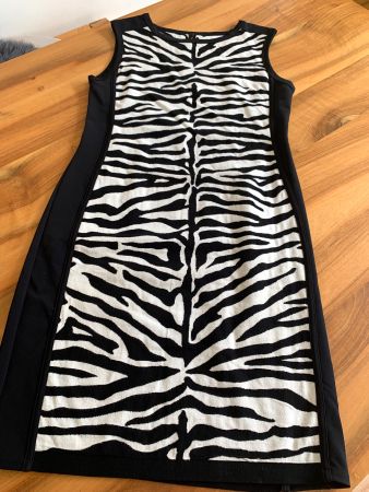 MARC CAIN Zebra Etuikleid Animalprint Gr. N3 / 38 wie neu