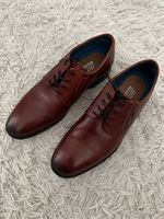 Anzug Schuhe Braun