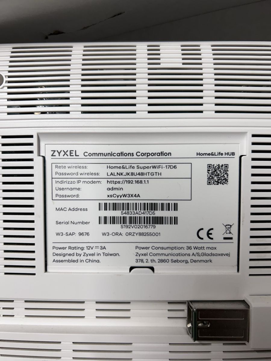 Zyxel Modems & Routeurs: Fiber Wi-Fi router – D'occasion à Basel par vit_h5cx 2