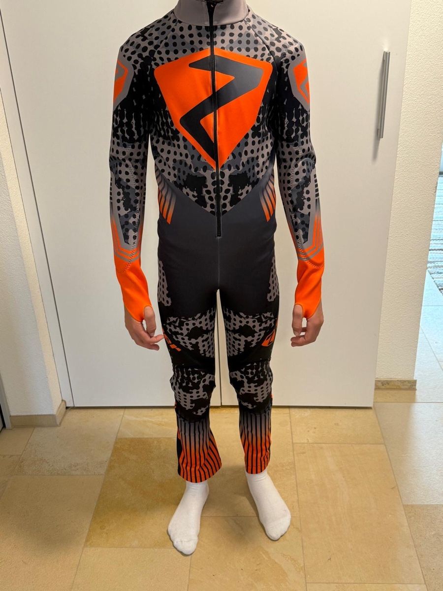 Completi: Skirenndress neu Gr. 176 – Nuovo e nell'imballaggio originale da Sörenberg venduto da dfew