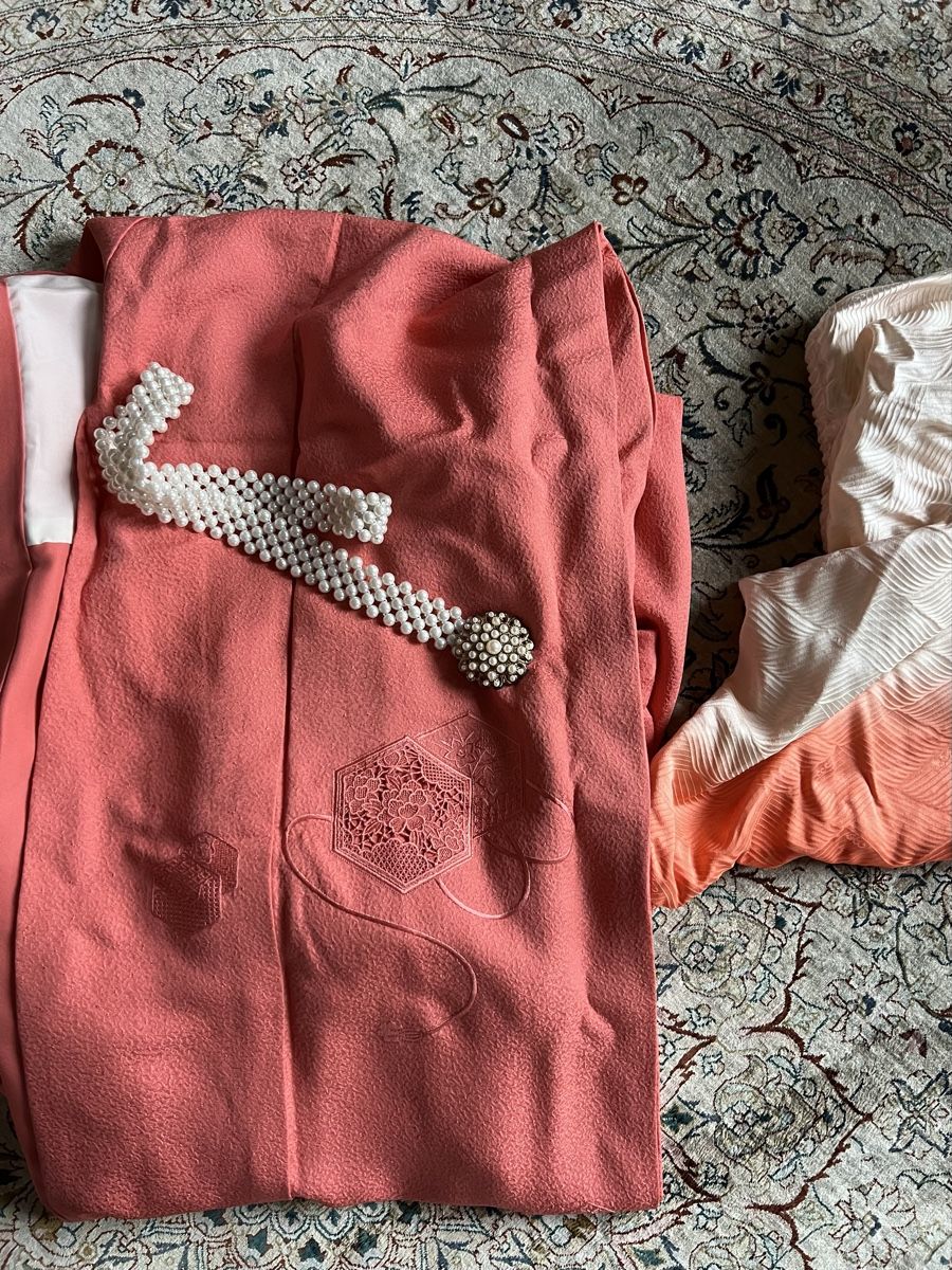 Kimono: Silk Kimono - Elegant Traditional Robe – Nuovo (secondo la descrizione) da St.Gallen venduto da 303_7fcf 7