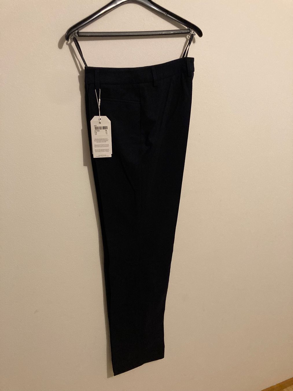Madeleine Pantaloni: Damen Hose schwarz Gr.40 Neu – Nuovo e nell'imballaggio originale da Mammern venduto da Naelo2026