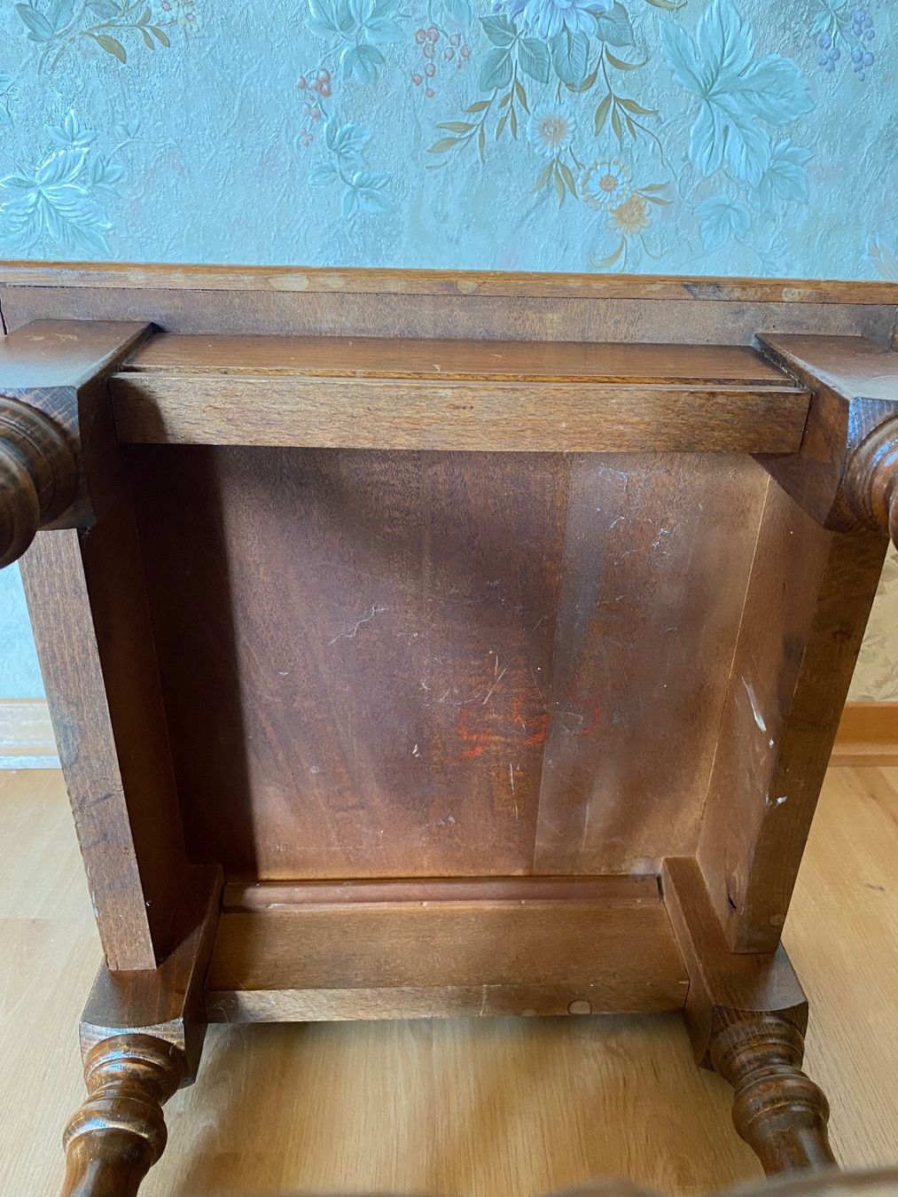 Altro in Decorazioni & Accessori: Petite table en bois – Usato da Bussigny venduto da jotryfs 6