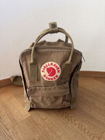Mini Rucksack Fjällräven Kånken beige guter Zustand