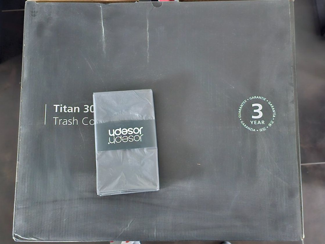 Joseph Joseph Poubelles: Joseph Trash Compactor 30 L – Neuf (Voir description) à Brugg AG par sav_qp7j 1