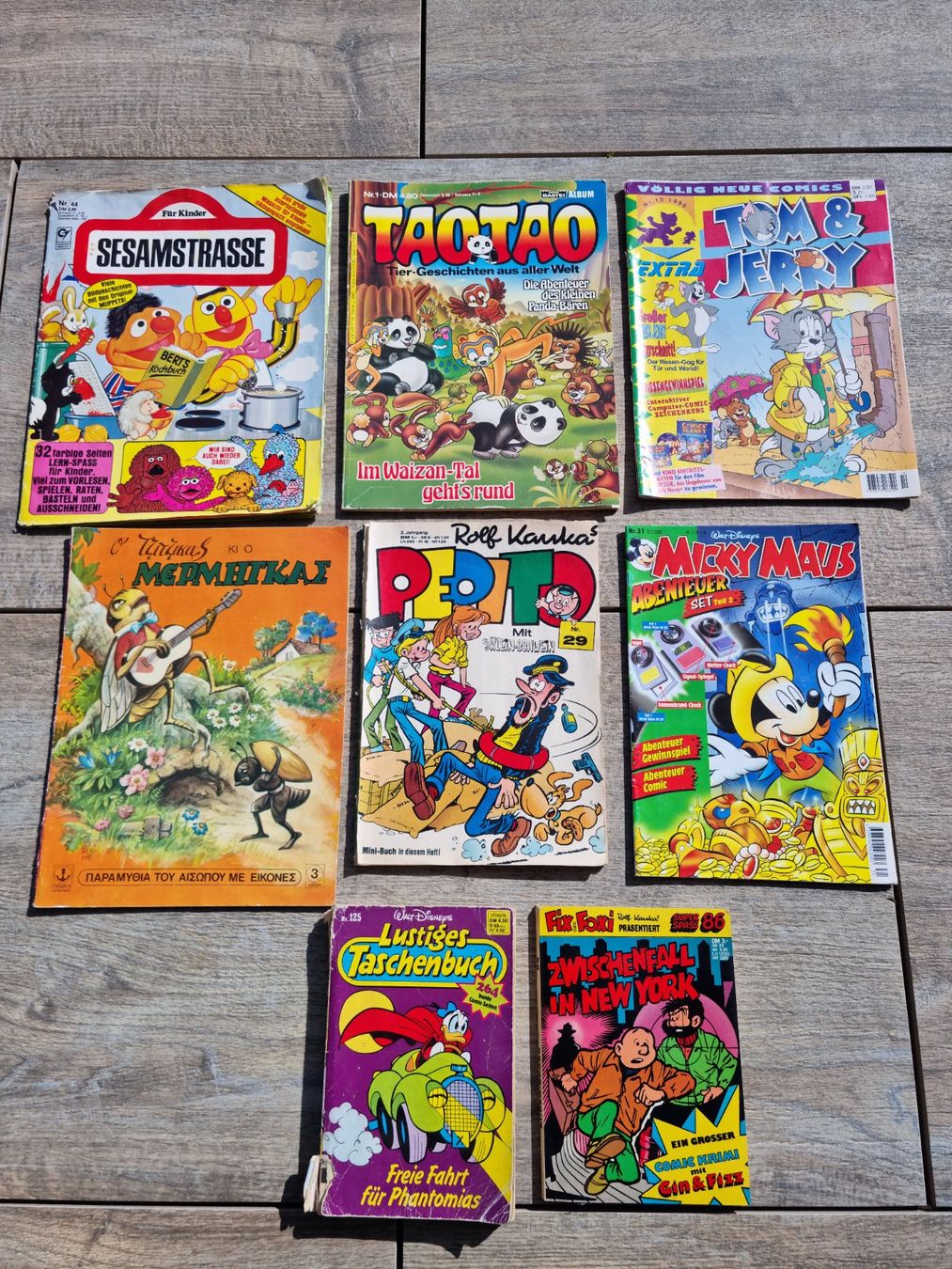 Comics: 8 Comic-Hefte Sesamstrasse TaoTao Mickey Maus uvm. – Gebraucht aus Bözberg von heinz-d