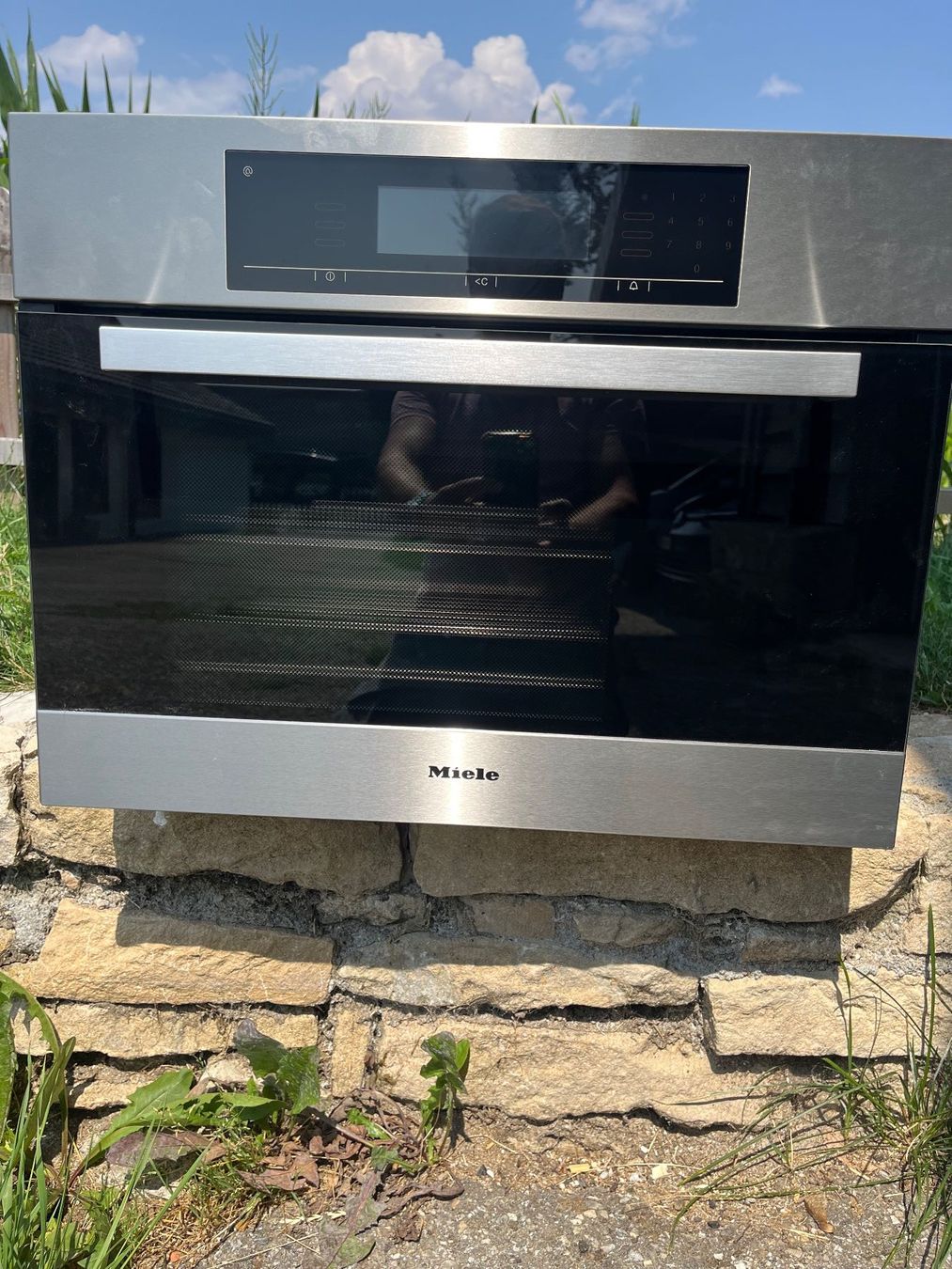 Miele Fours: Four combi vapeur Miele – D'occasion à Le Crêt-du-Locle par joviera