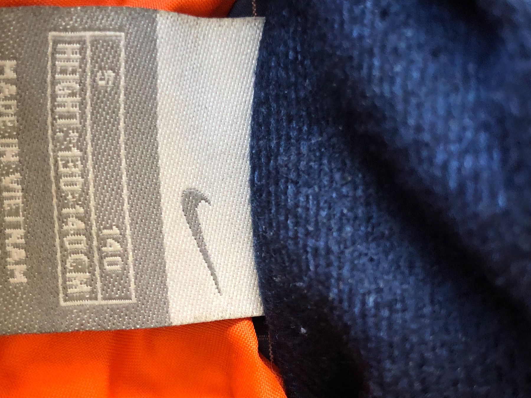 Nike Giacche: Nike Jacke Gr. 140 – Usato da Davos Wiesen venduto da Roseli21 2