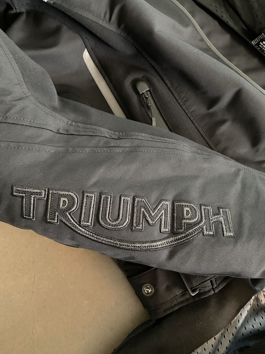 Triumph Jacken: Triumph Motorrad Jacke & Hose – Neu (gemäss Beschreibung) aus Buttwil von Oni-78 5