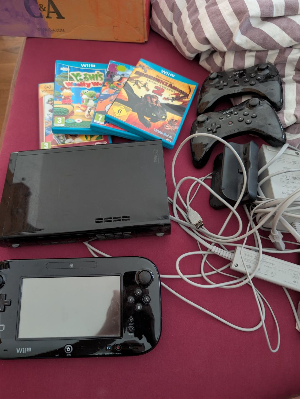 Nintendo Konsolen: Nintendo Wii U mit div Spielen und Controller – Gebraucht aus Wynau von Zebrafurz