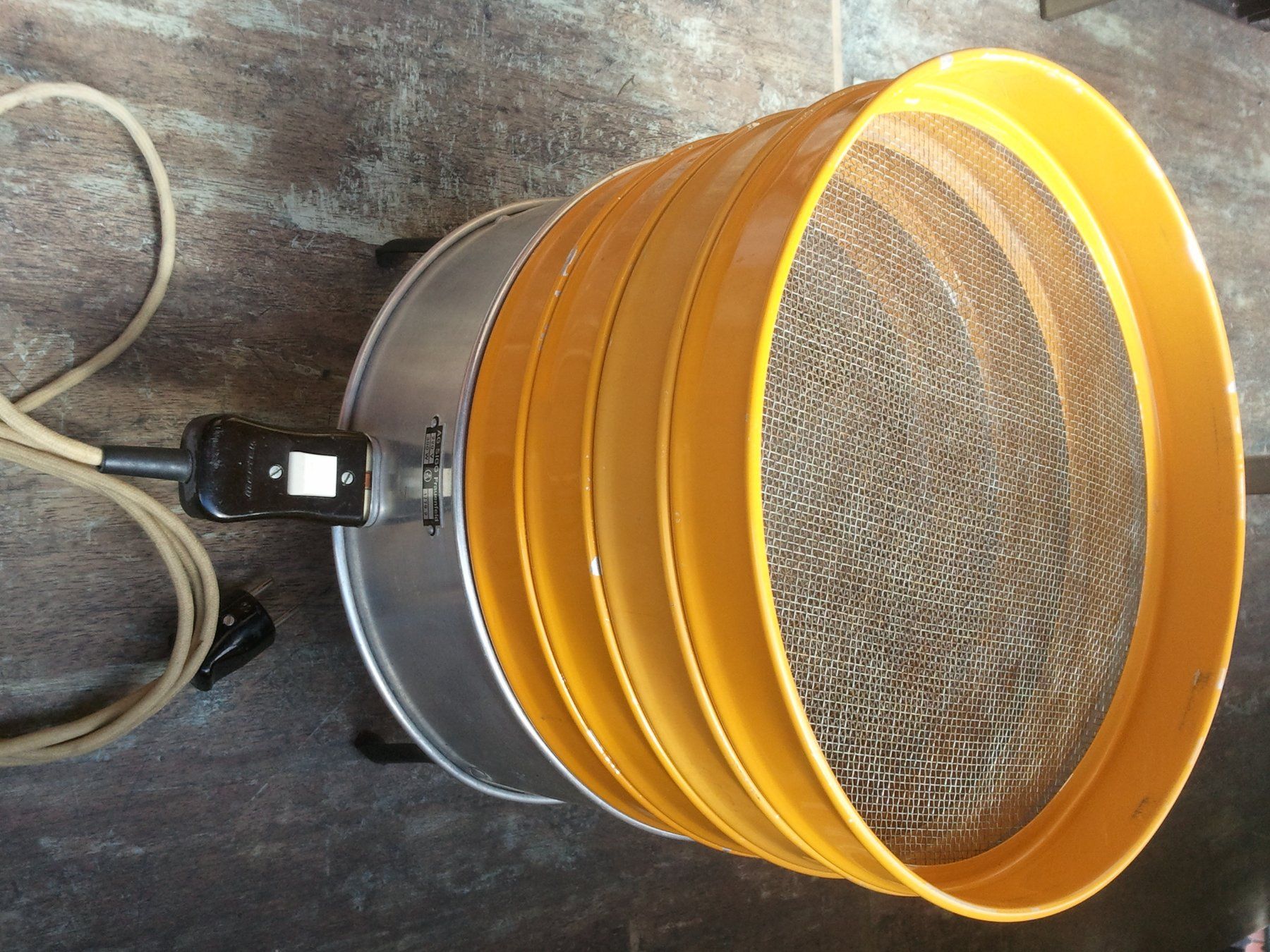 Elettrodomestici da cucina: SIGG-AG Dörrex Apparat Schweiz mit 4 Gittern – Usato da Beatenberg venduto da fancy10 5