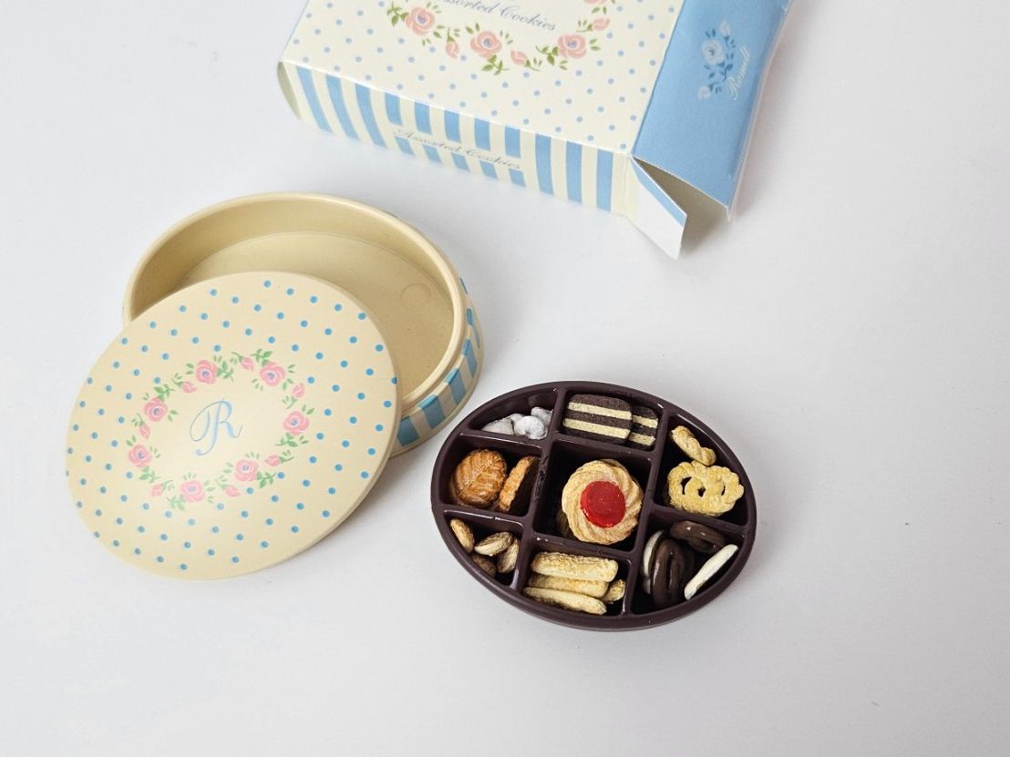Case e mobili per bambole: Re-ment Miniature Elegant Sweets Luxurious Cakes – Usato da Dättwil AG venduto da son_x2fq 2