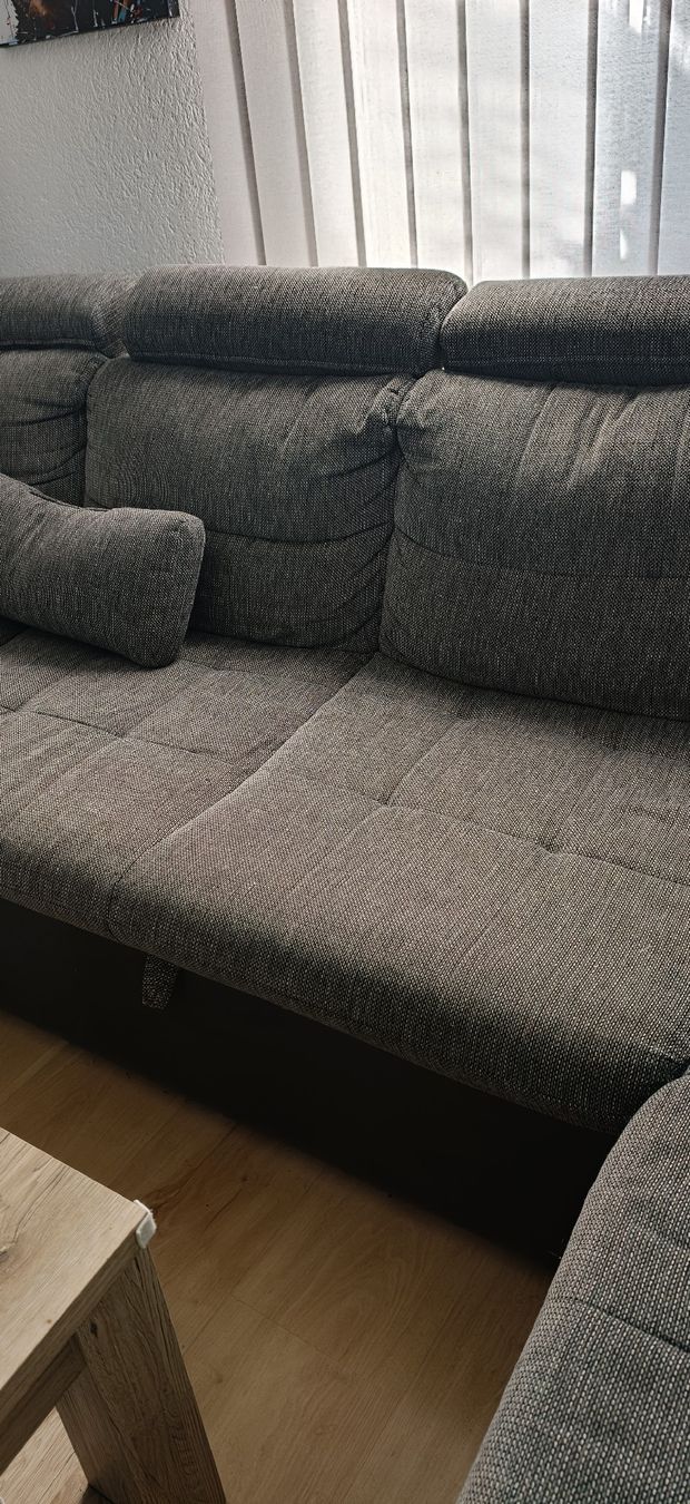 Sofas: Sofa mit Bettfunktion – Gebraucht aus Reinach AG von RemoPlus 3