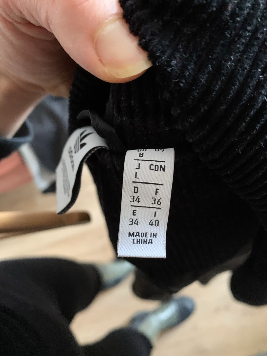 Adidas Giacche: Veste blazer en velours adidas – Usato da Genève venduto da vic_s9c5 8